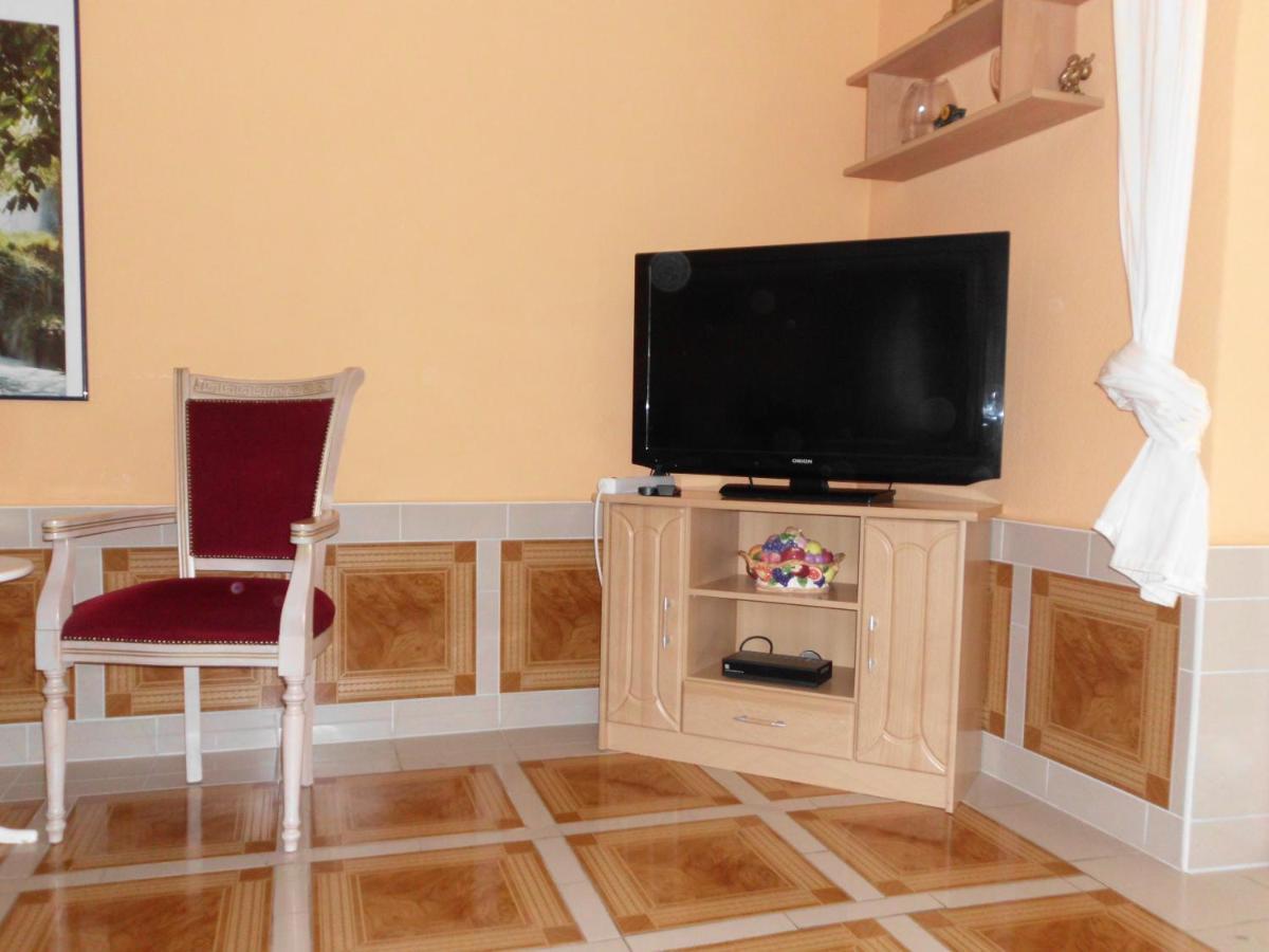 Sleep In Baden-Baden Apartment Exterior photo